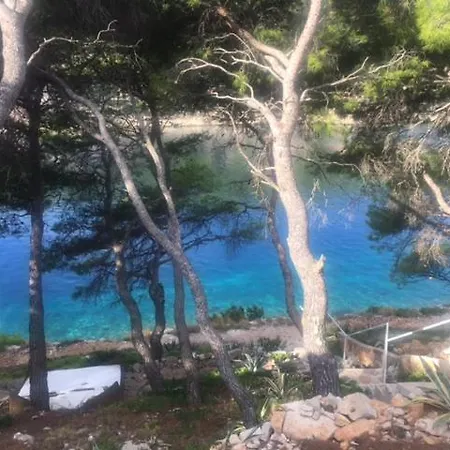 Apartment By The Sea With Private Heated Hydromassage Pool Zirje