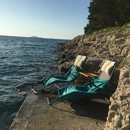 By The Sea With Private Heated Hydromassage Pool * Zirje