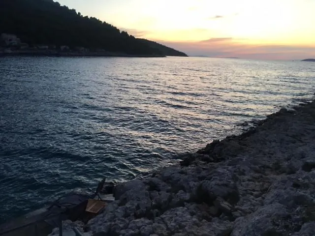 Appartement By The Sea With Private Heated Hydromassage Pool