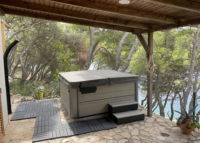 Appartement By The Sea With Private Heated Hydromassage Pool *